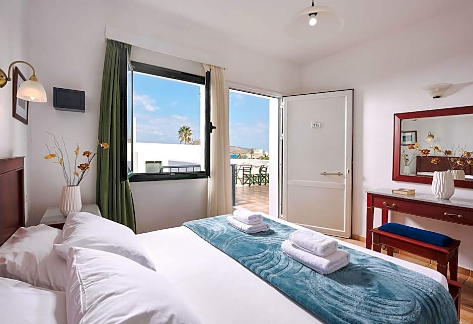 Eva Suites & Apartments