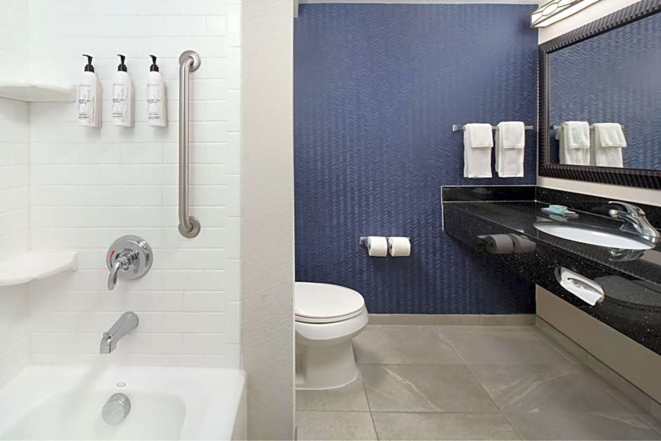 Fairfield Inn & Suites by Marriott Columbia Northeast