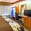 Sleep Inn & Suites Bay View Acme - Traverse City