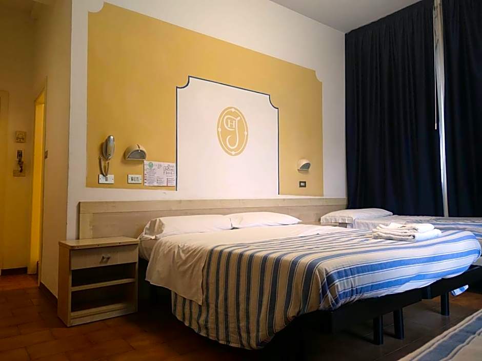 Hotel Jolie