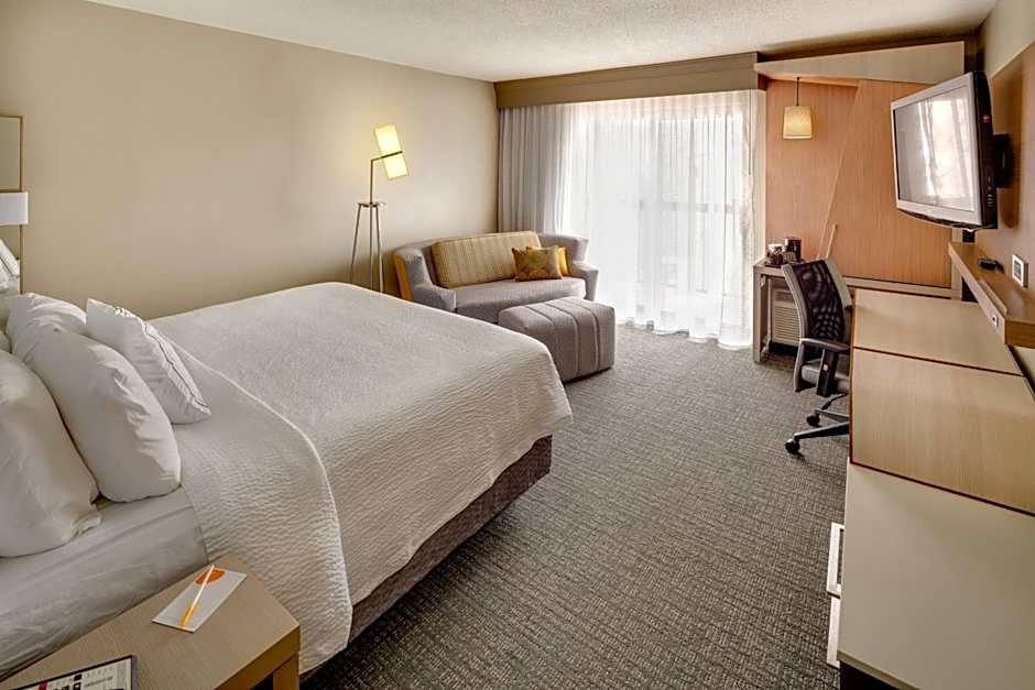 Courtyard by Marriott St. Louis Airport/Earth City