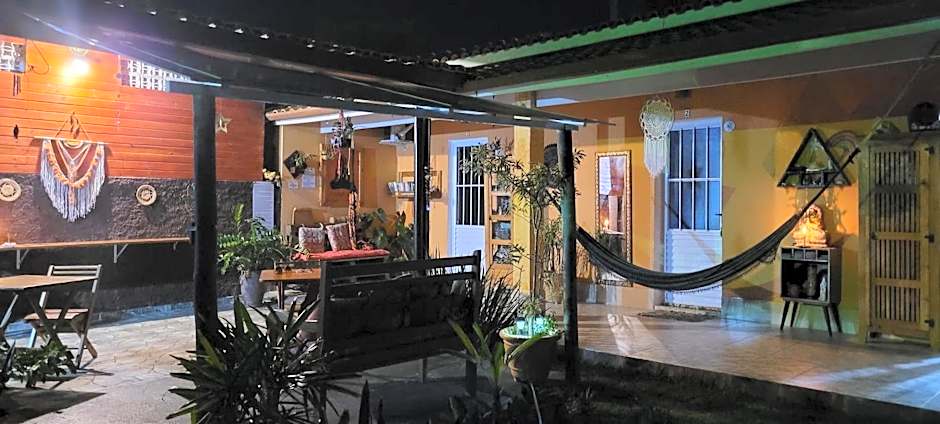 Pousada e SPA Shiva São Sebastião 200mts da praia