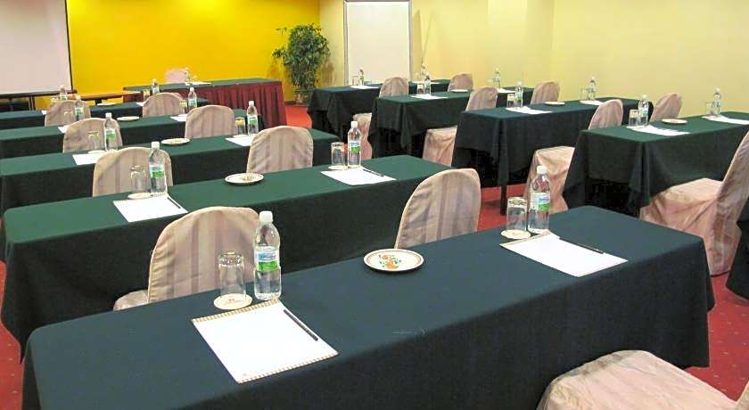 Grand Continental Kuching Hotel