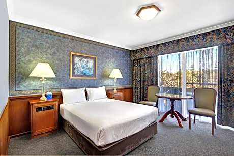 Queen Room