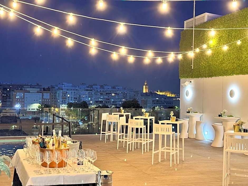 Ribera De Triana Hotel