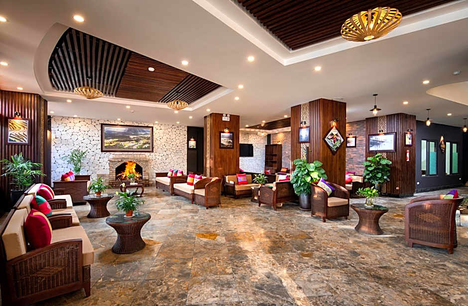 The View Sapa Hotel
