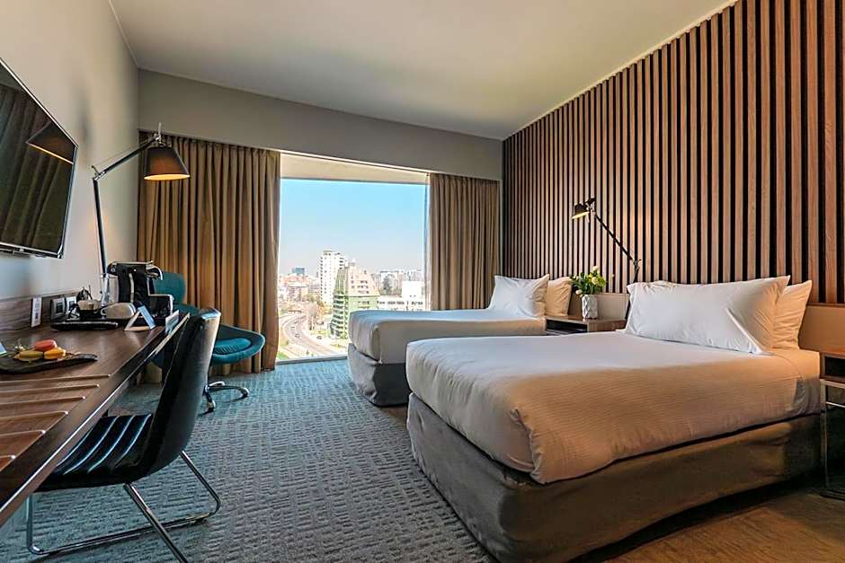 DoubleTree by Hilton Santiago Kennedy