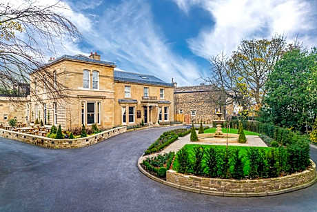 Manor House Lindley