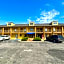 Bonita Lakes Inn