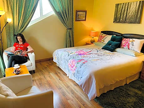 Deluxe Double or Twin Room with Garden View