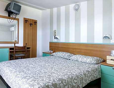 Economy Double or Twin Room