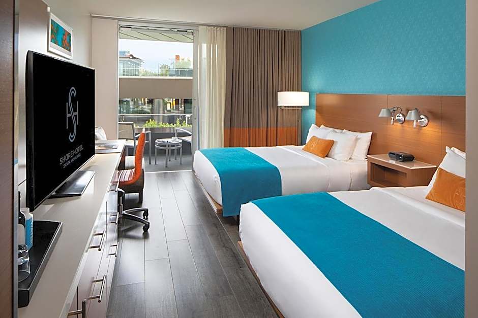 Shore Hotel