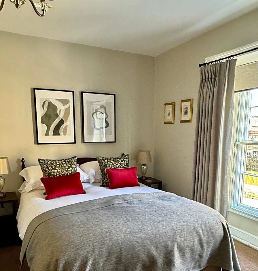 Bramwood Guest House