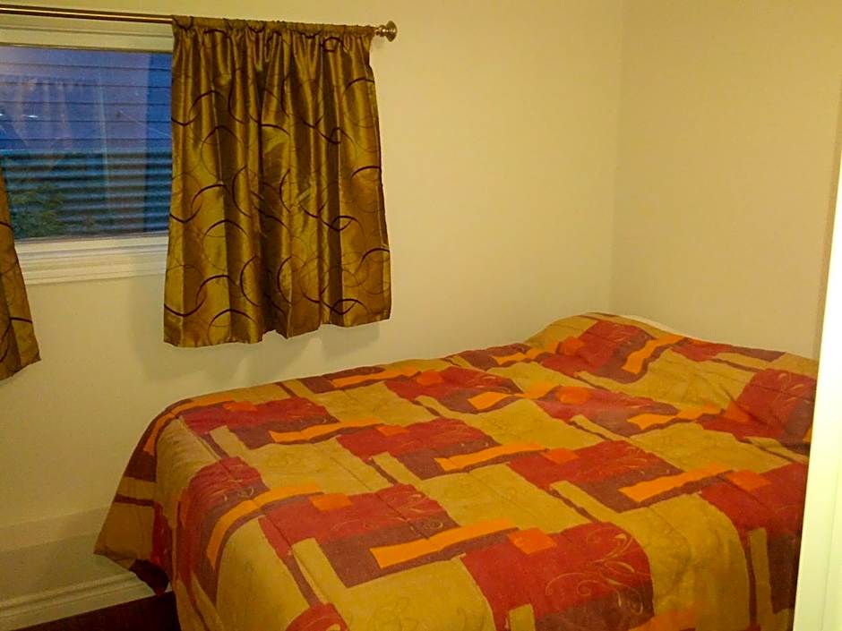 Photo 1 of 7 of 3 Bedroom Suite