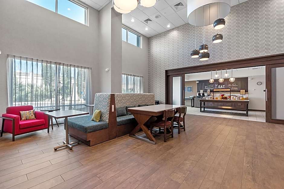 Hampton Inn Redmond Bend Airport