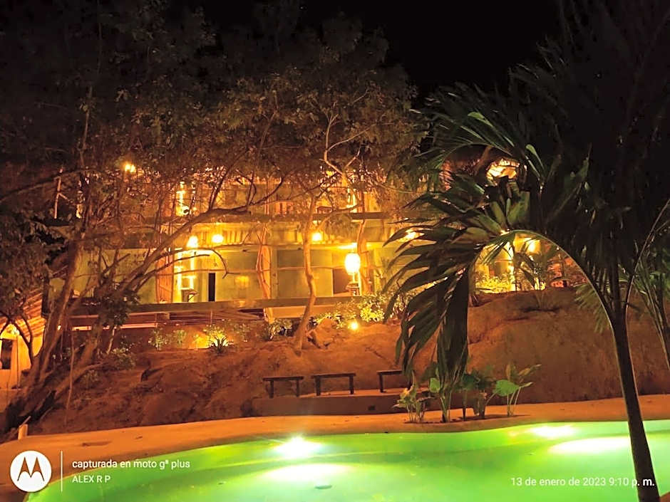 COCOS HOTEL
