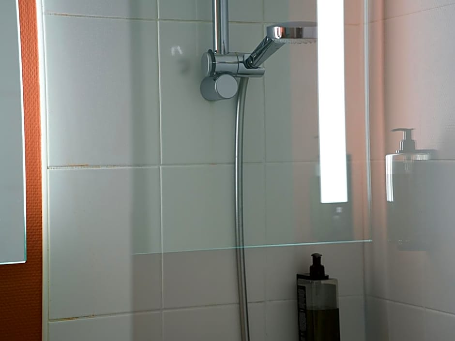 ibis Caen Porte d'Angleterre