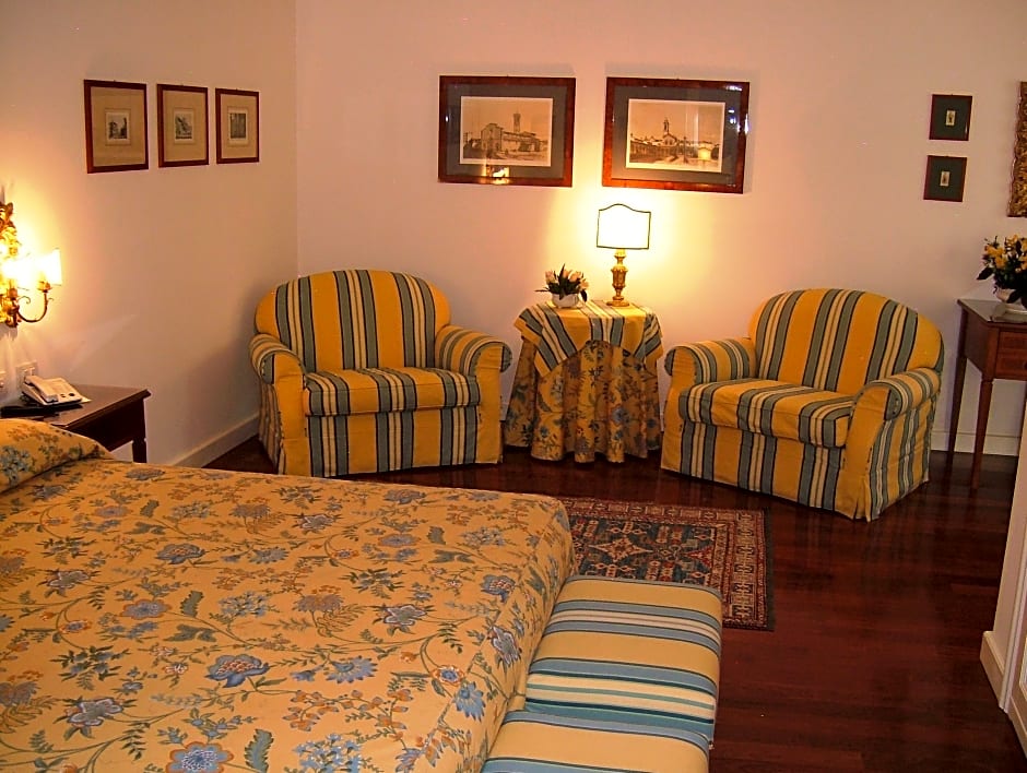 Photo 1 of 2 of Junior Suite Capacity 3