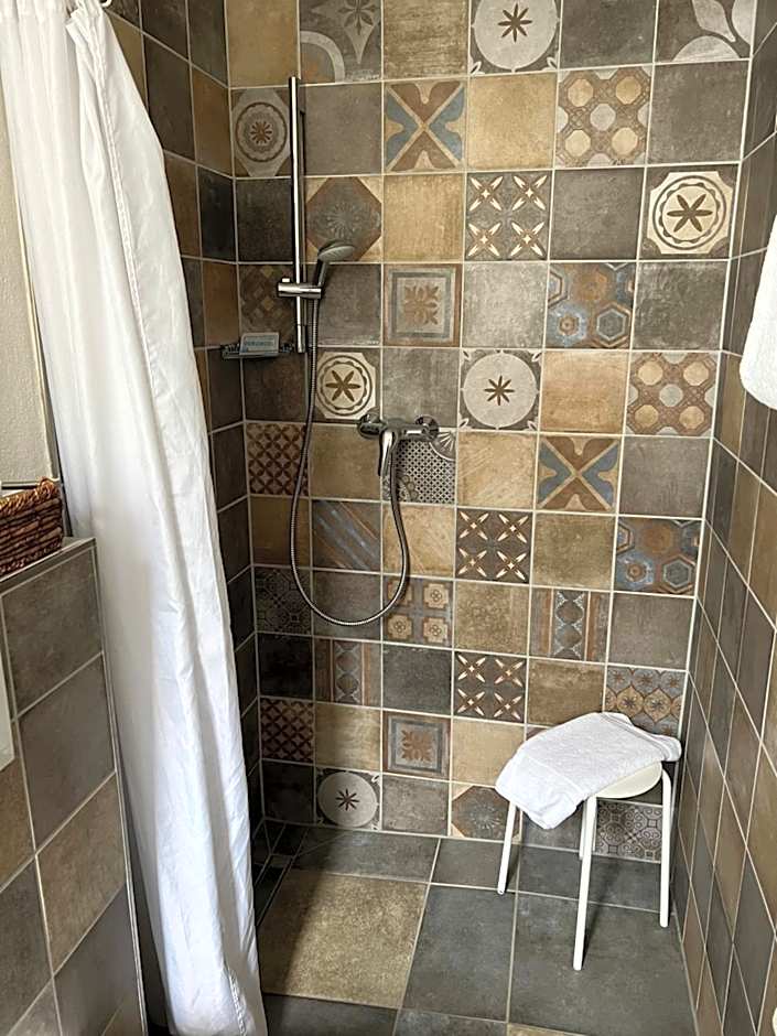 Moselland Hotel im Enderttal Zum Onkel Willi