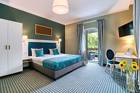 Deluxe Double or Twin Room with sofa bed and balcony