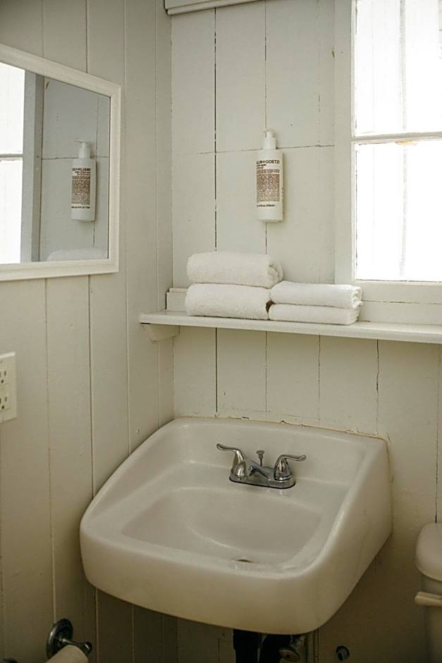 Johnson's Beach Cabins and Campground