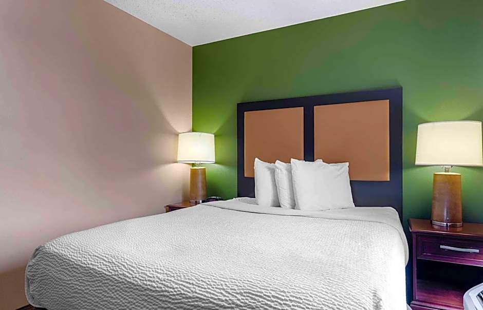 Extended Stay America Select Suites - Dallas - Farmers Branch