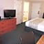 La Quinta Inn & Suites by Wyndham Kansas City Lenexa