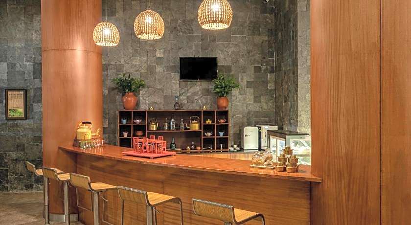 Sterling Ooty Fern Hill