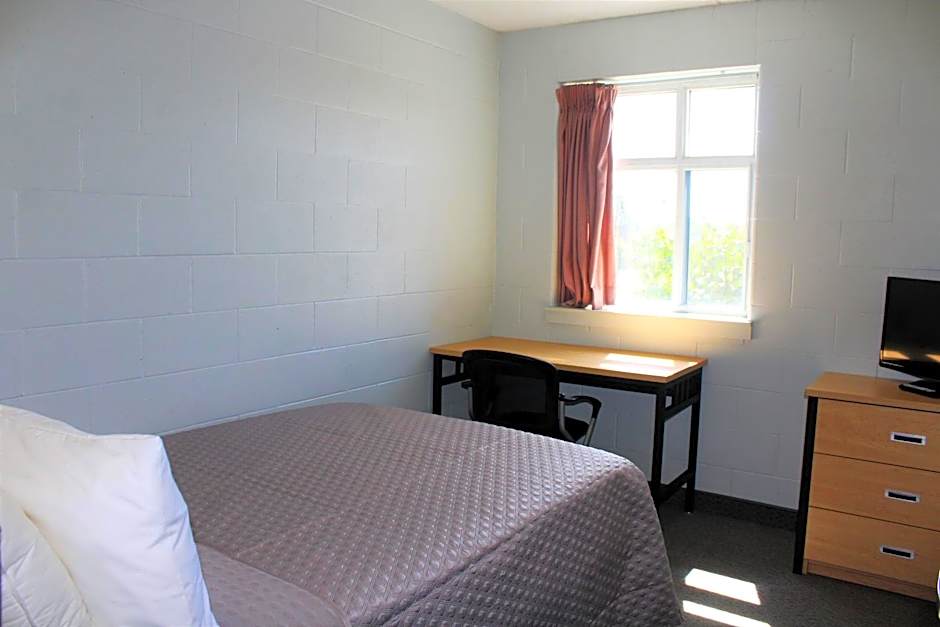 Residence & Conference Centre - Welland