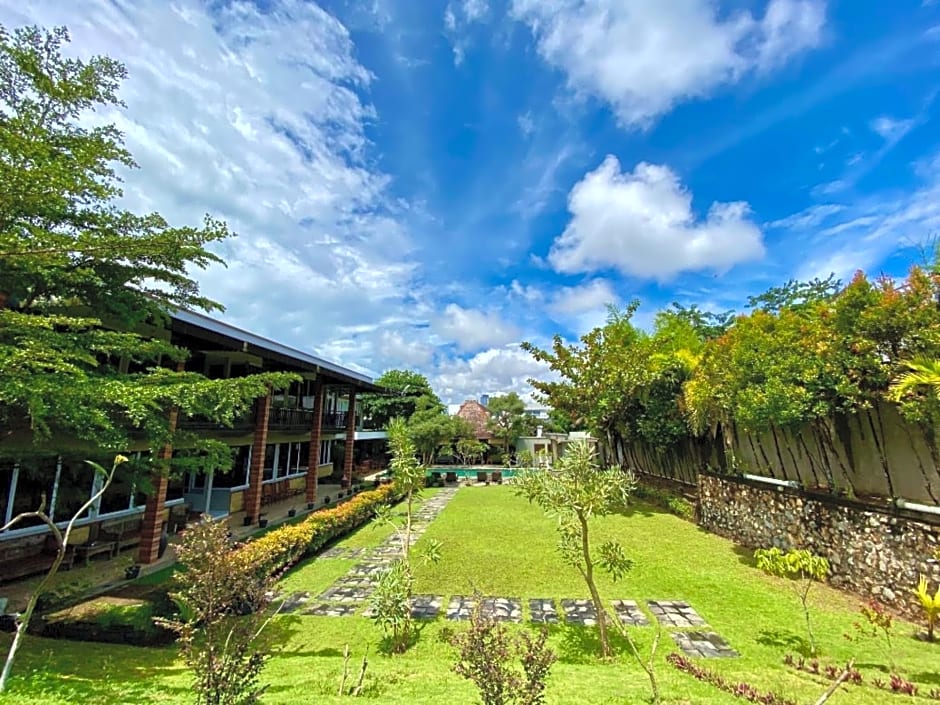 Alinson Boutique Resident Batam by ZUZU