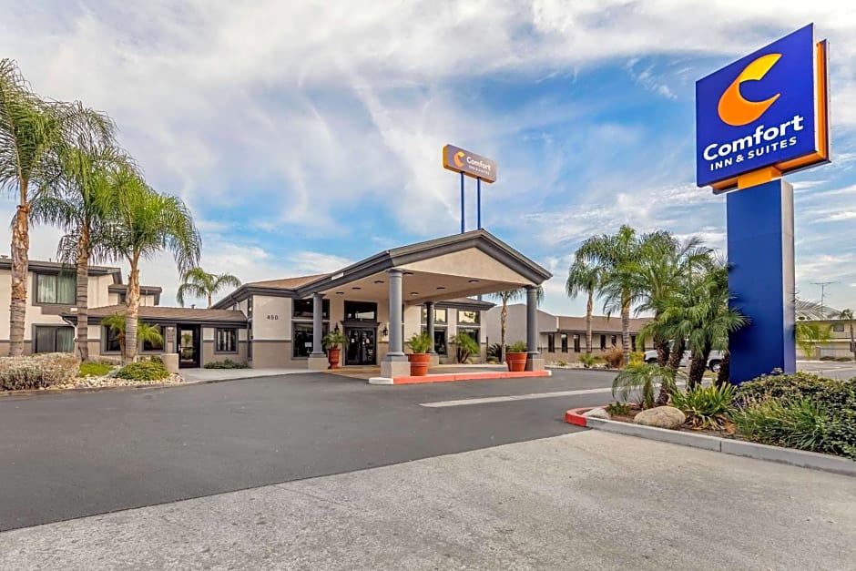 Comfort Inn & Suites Colton