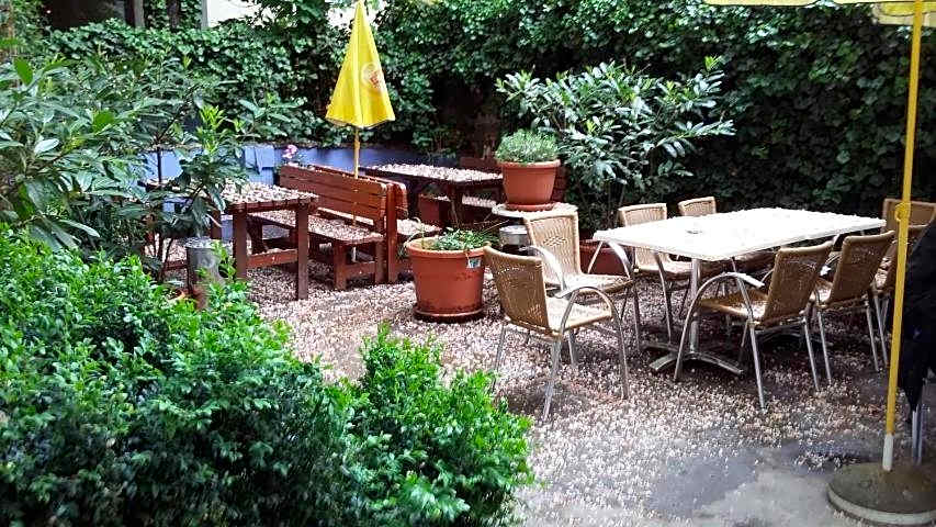 Westend City Hostel
