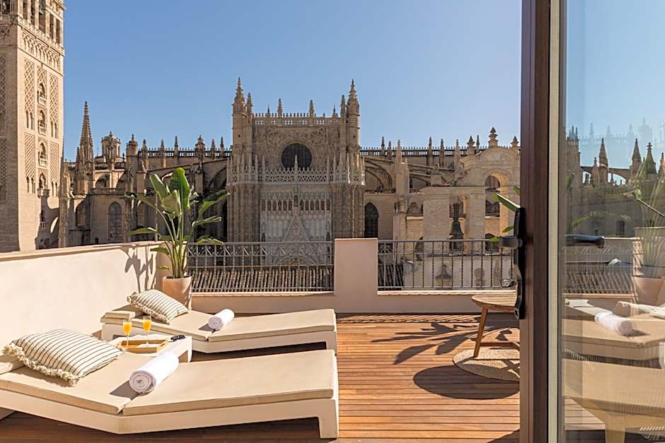 Puerta Catedral Apartments