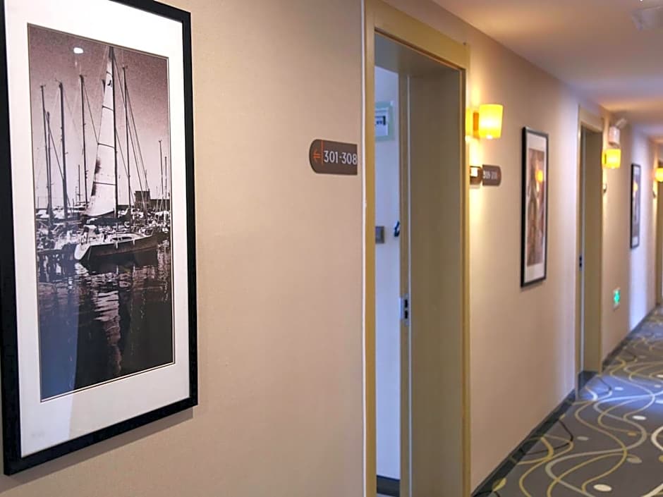 7Days Premium Chengde Luanping Huaxing Road Branch