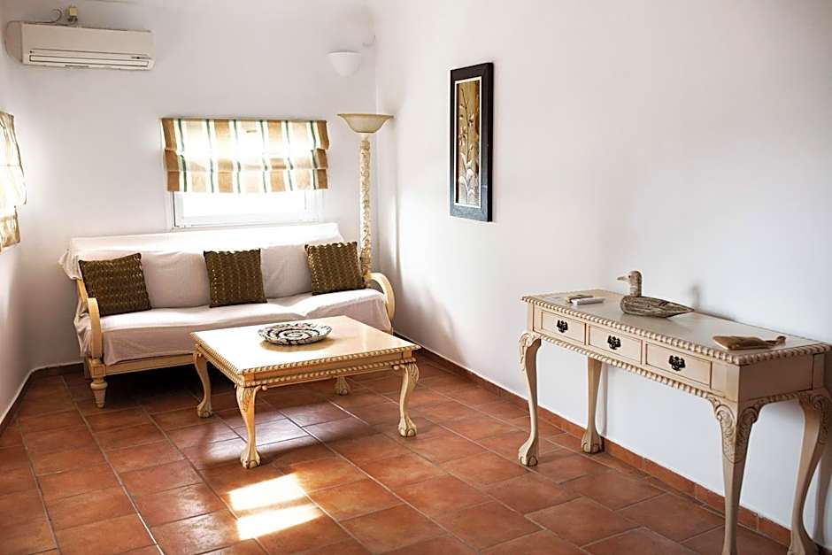 Suites Of The Gods Cave Spa Hotel