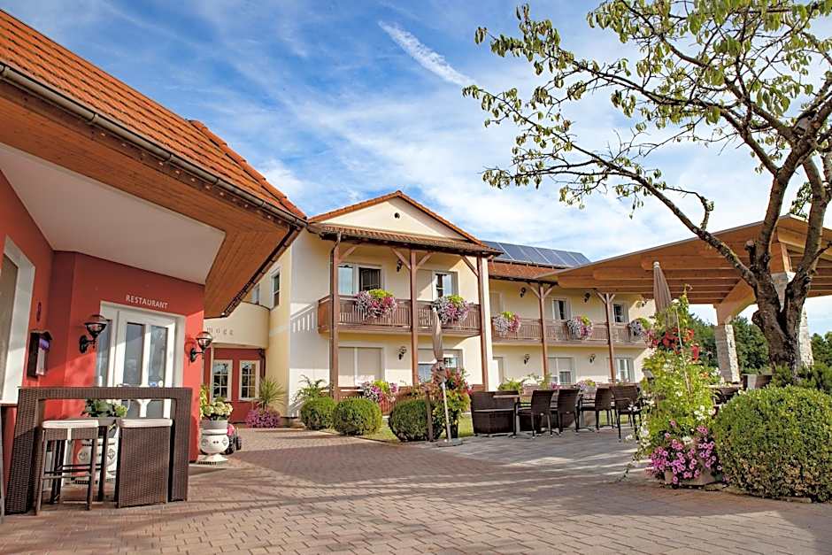 Hotel-Restaurant Teuschler-Mogg Bad Waltersdorf inklusiv Genusscard
