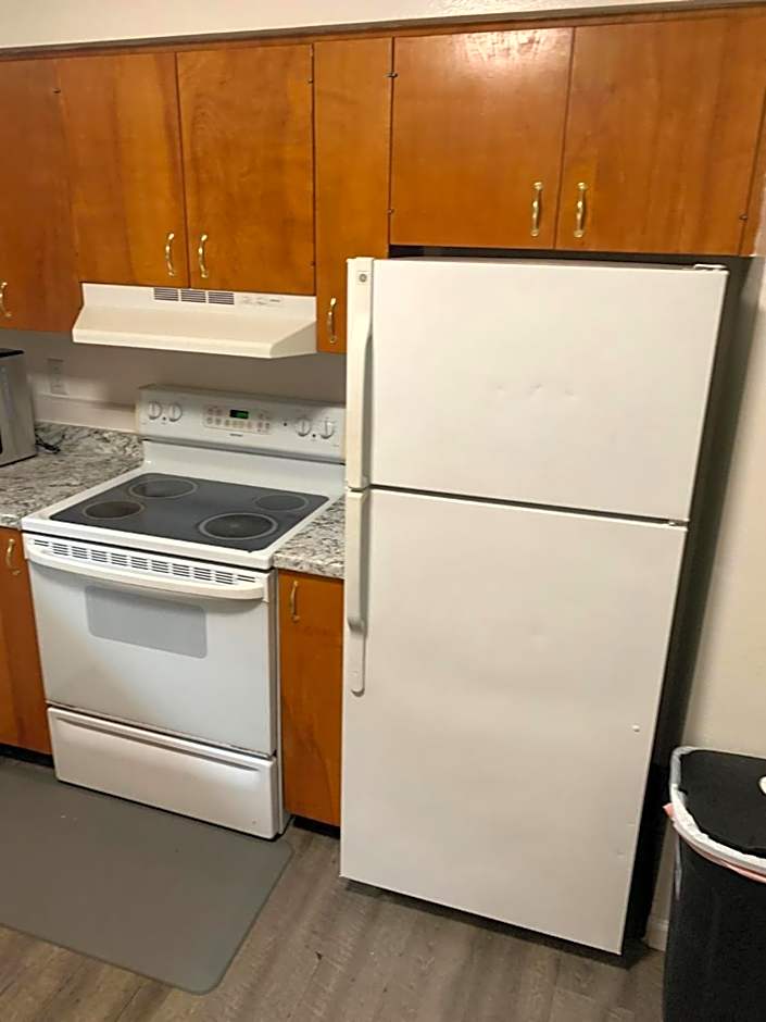 410 e45th 2 bedroom apartment