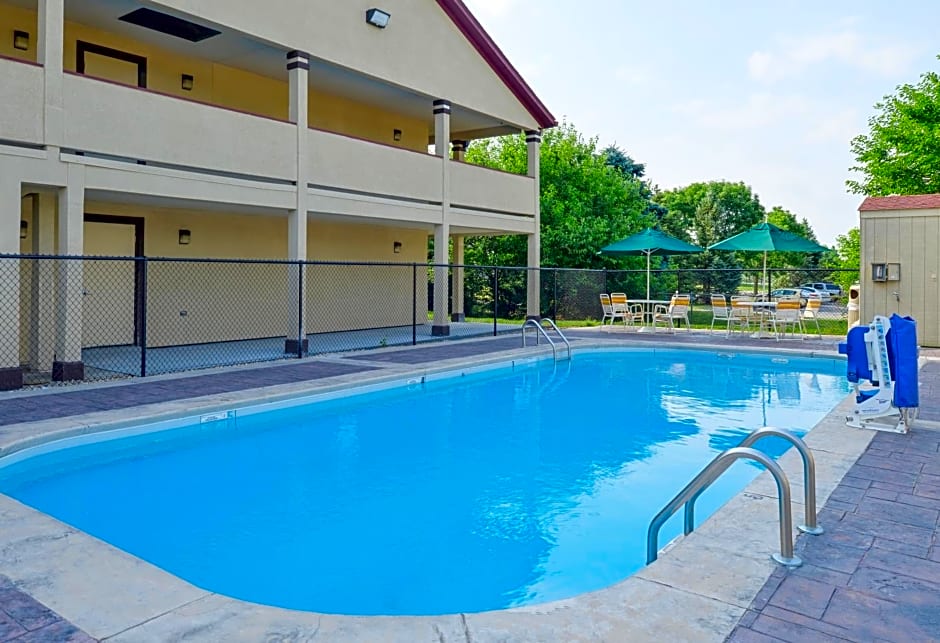 Red Roof Inn Indianapolis - Greenwood