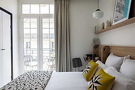 Family Adjacent Rooms