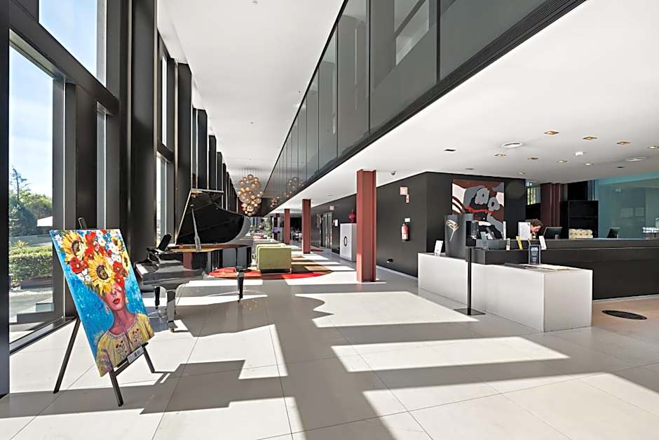 Axis Viana Business & SPA Hotel