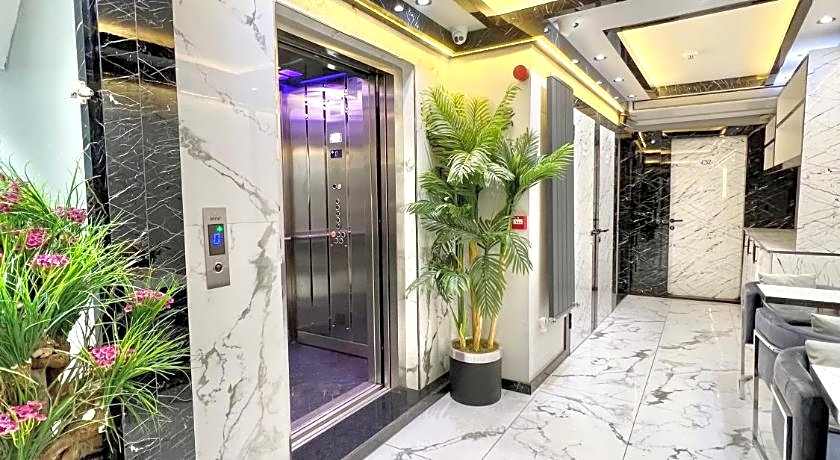 Taksim Larissa hotel suites