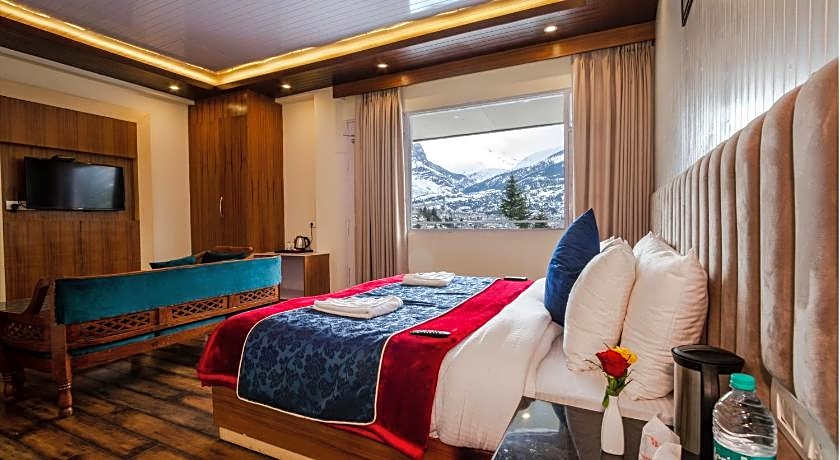 Baan By Snow City Farm