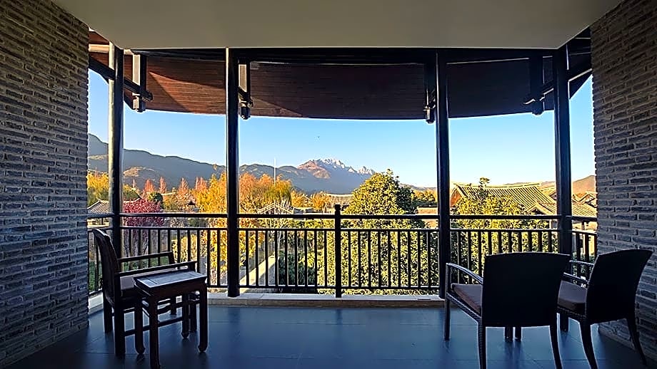 Banyan Tree Lijiang