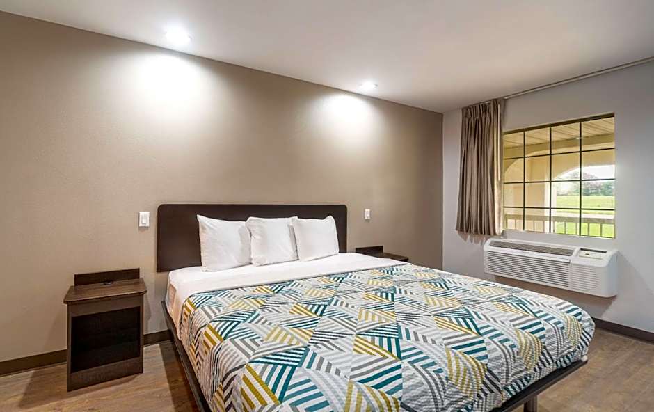 Motel 6-Livingston, TX