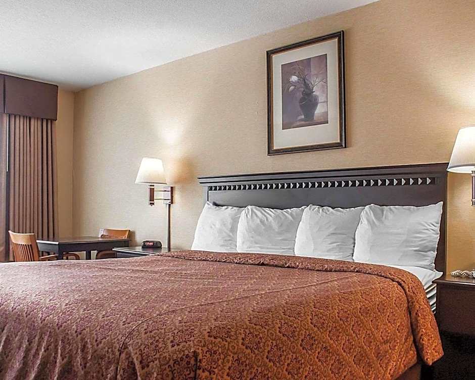 Econo Lodge Elmira