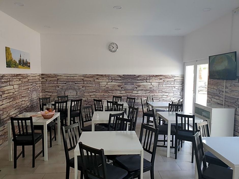 Kid Família Panzió Balatonszárszó