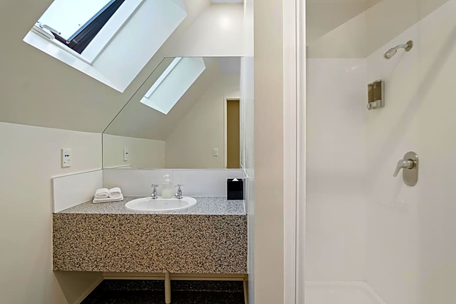 Bella Vista Motel and Apartments