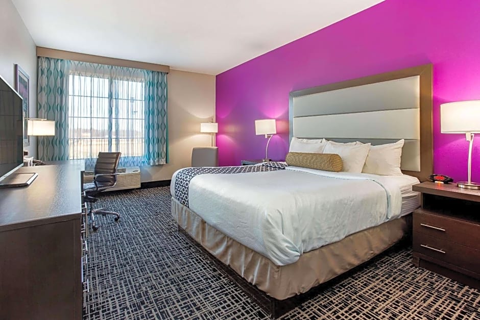 La Quinta Inn & Suites by Wyndham Springfield