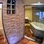 Mondrian Suite Hotel