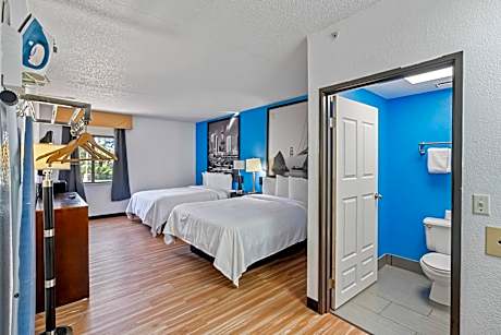 Standard Queen Room with Two Queen Beds
